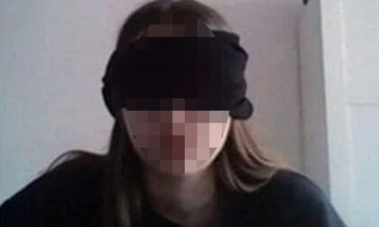 Studentessa bendata durante l’interrogazione in Dad: potrebbe non essere un caso isolato