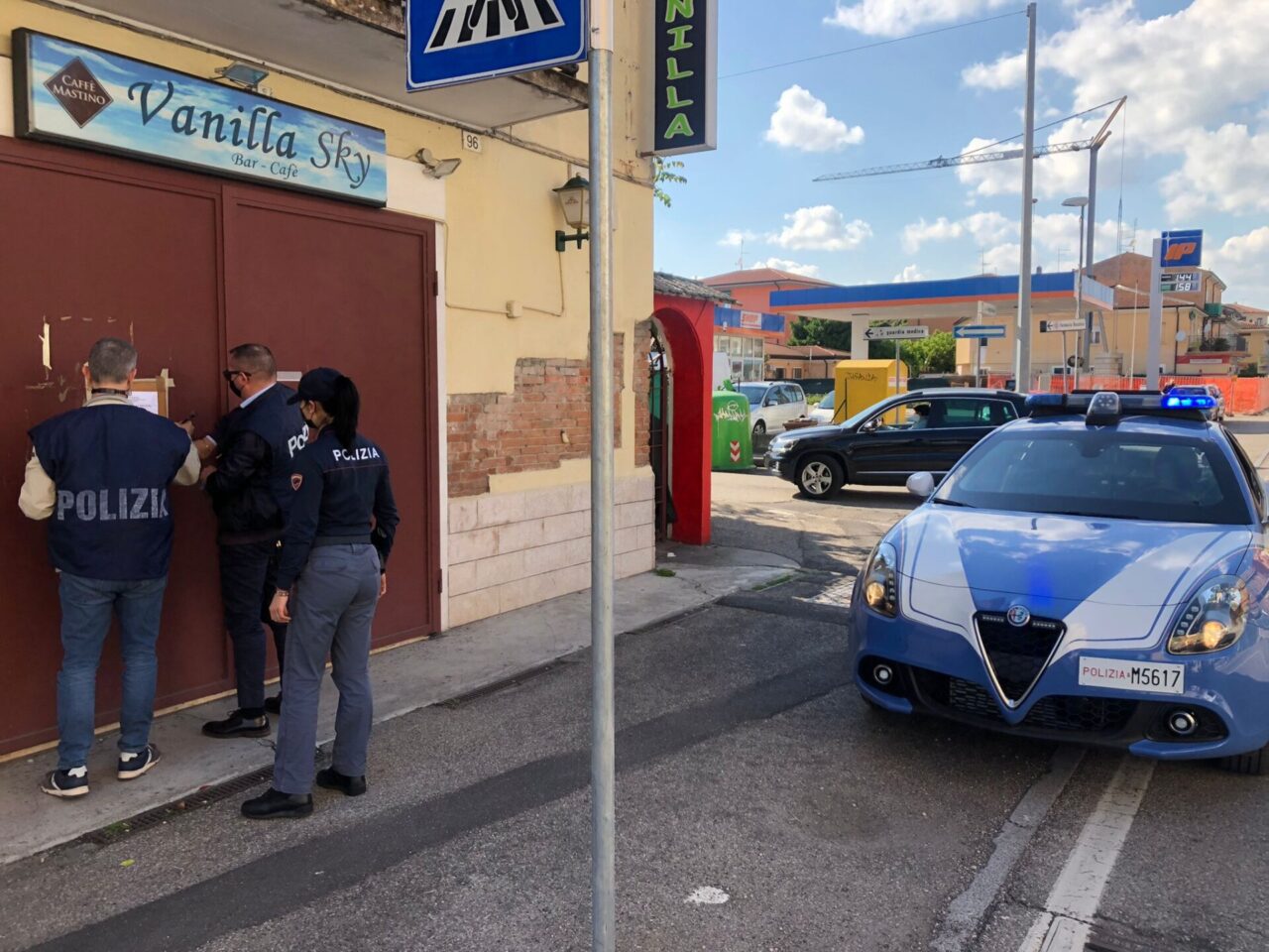 Caffè, aperitivi ma anche “cocaina da asporto”: arrestato il titolare del Vanilla Sky
