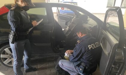 Violano il coprifuoco con la cocaina nascosta nell’auto: in manette due pregiudicati