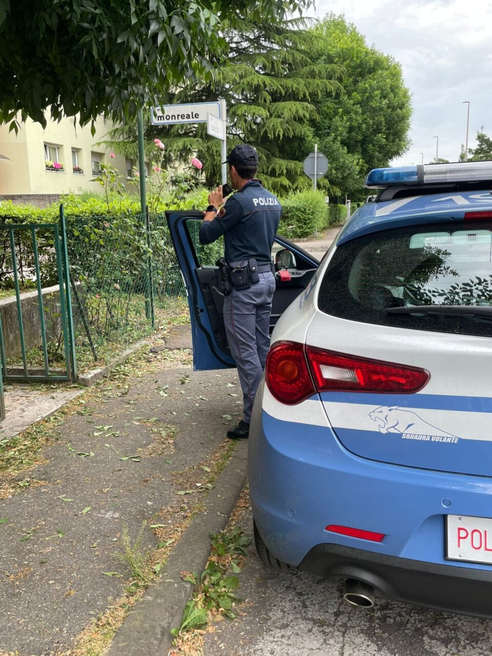 Evasione e spaccio di droga, la Polizia arresta due stranieri