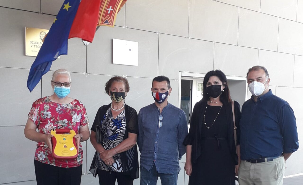 Formazione sull’uso del DAE – AED: a Dossobuono un corso per genitori e personale scolastico