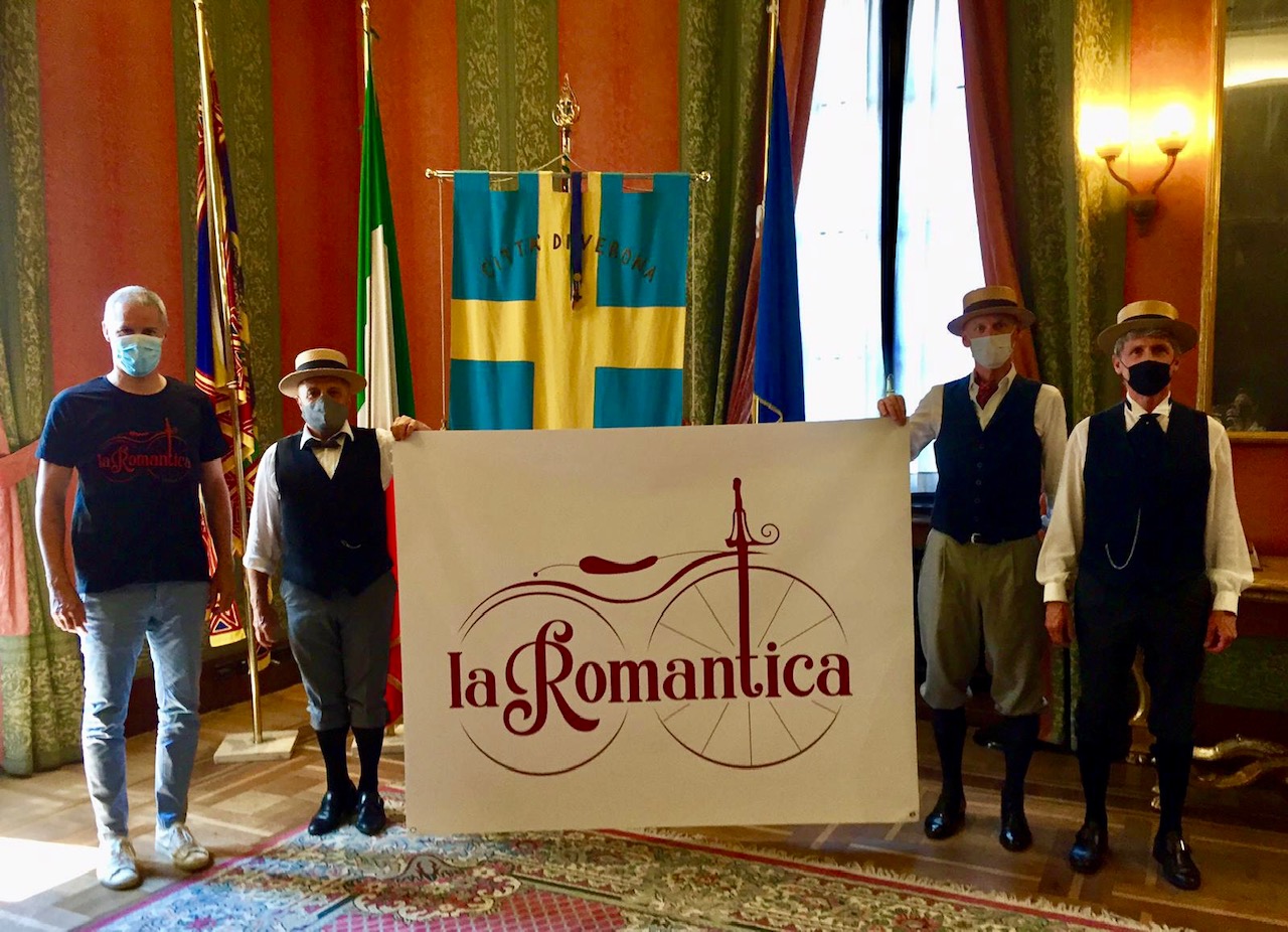 “La Romantica” torna con il corteo da Porta Vescovo a piazza Bra