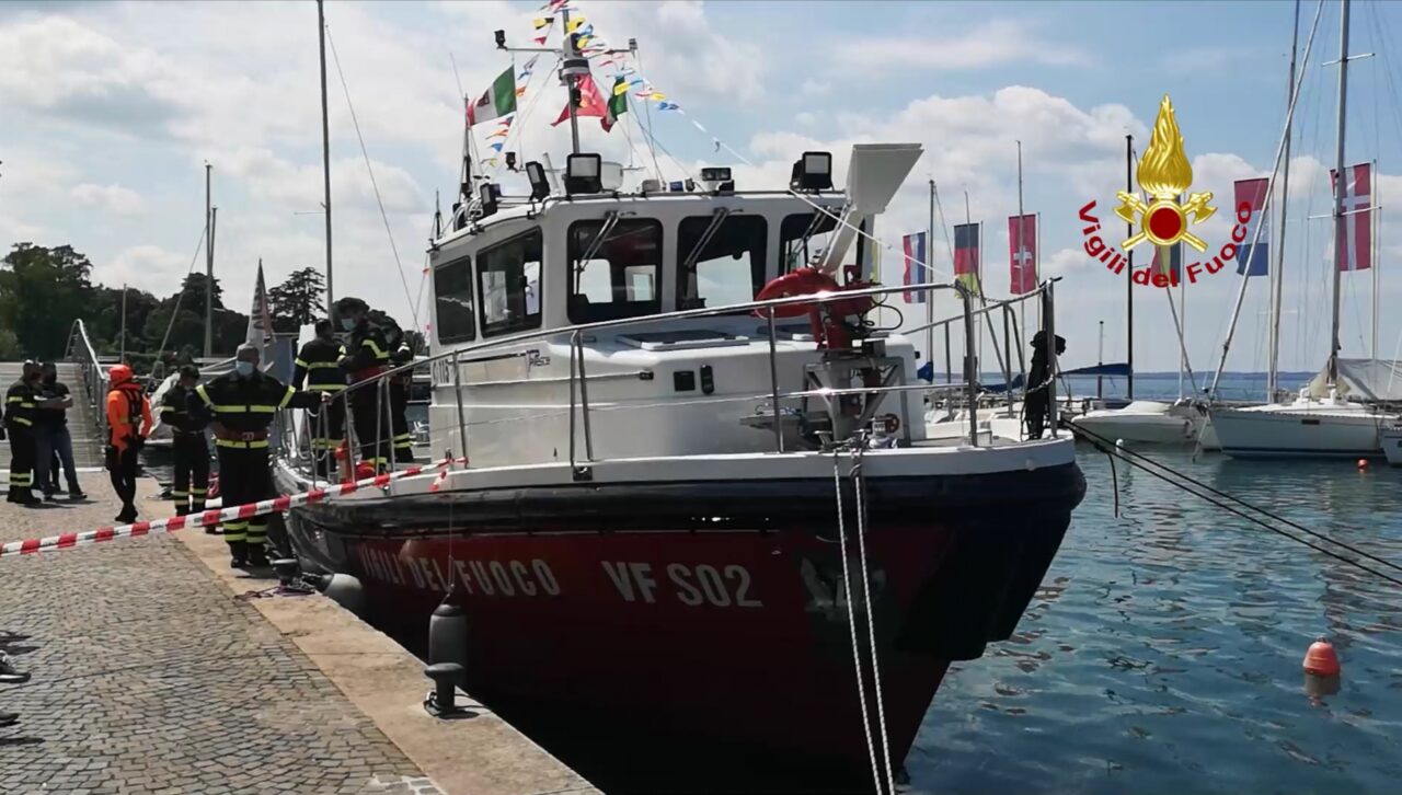 Più sicurezza sul Garda con la nuova imbarcazione antincendio dei Vigili del Fuoco