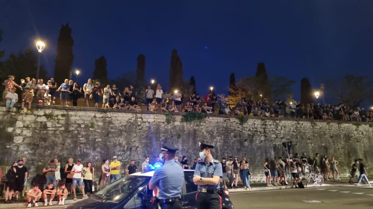 Raduno auto modificate a Peschiera del Garda: 11 persone multate