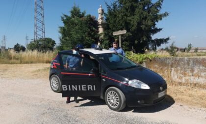 Ruba uno scooter parcheggiato a Villafranca e tenta la fuga