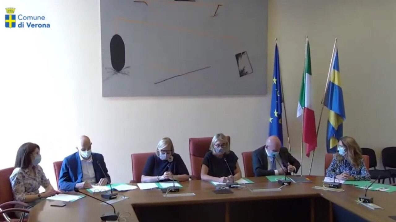 Servizi gratuiti per donne malate di cancro, a Verona il primo sportello oncologico online