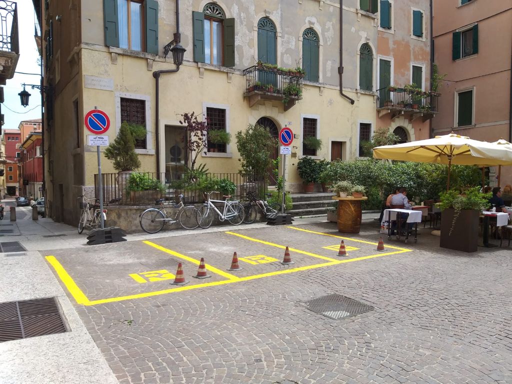 Zona a traffico limitato: nuovi stalli di sosta dedicati ai residenti