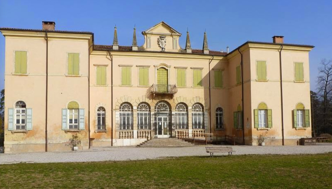 Villa Buri diventa museo a cielo aperto, in mostra le creazioni degli studenti dell’Accademia