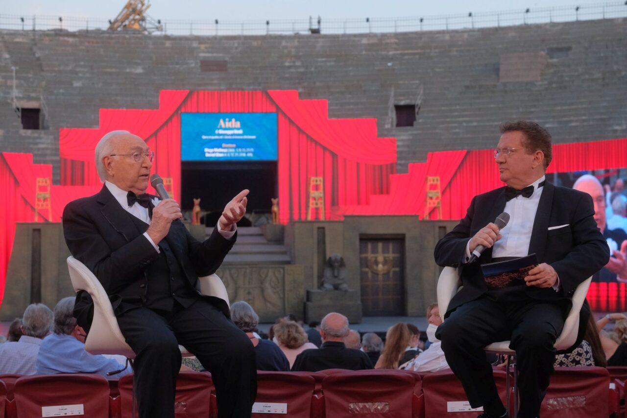 “La grande opera all’Arena di Verona” raccontata da Pippo Baudo e Antonio di Bella