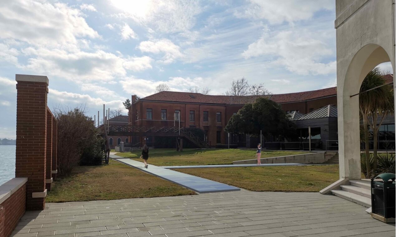 Il primo marciapiede fotovoltaico sarà a Venezia, a realizzarlo è un’azienda scaligera