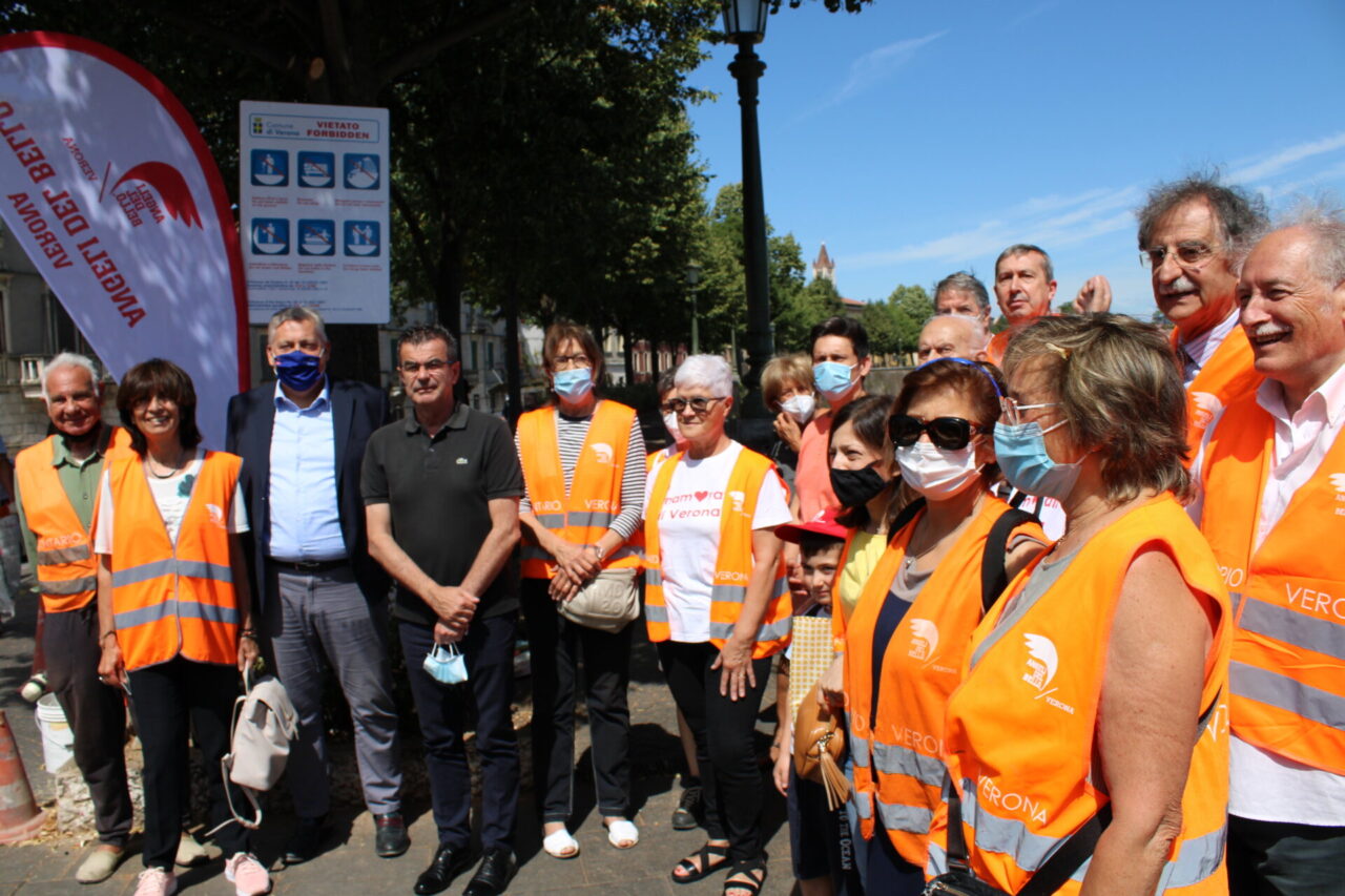 Aree pubbliche del centro riqualificate grazie agli “Angeli del Bello”