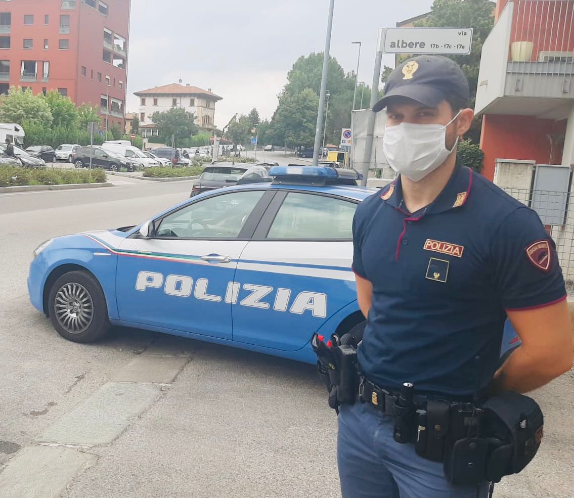 Donna rapinata da malviventi in scooter: presi!