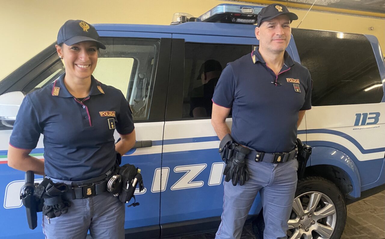 Borgo Trento, strappa le collane d’oro a due donne e scappa: denunciato 21enne