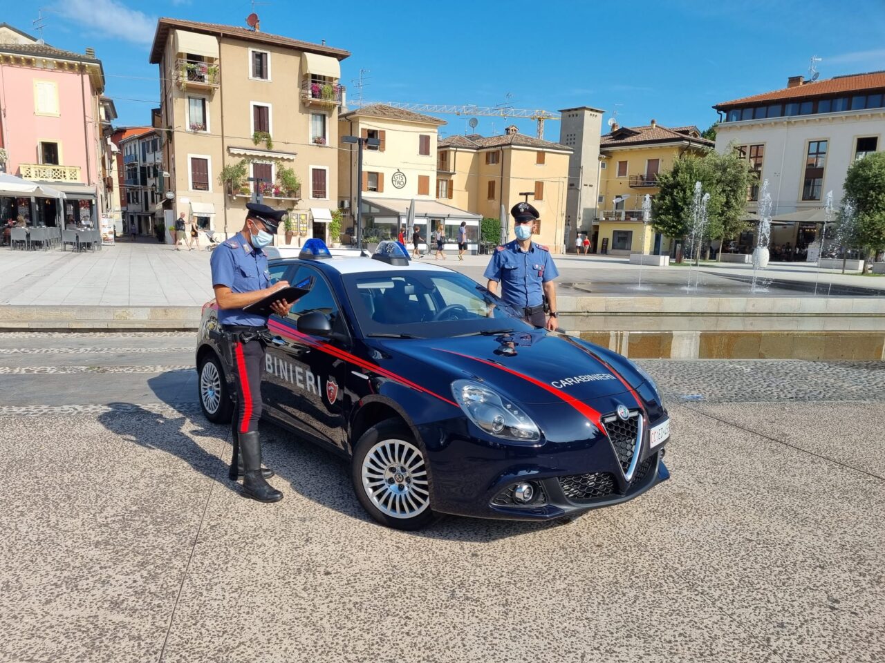Pestaggio per futili motivi a Peschiera del Garda: arrestato un quarto ragazzo