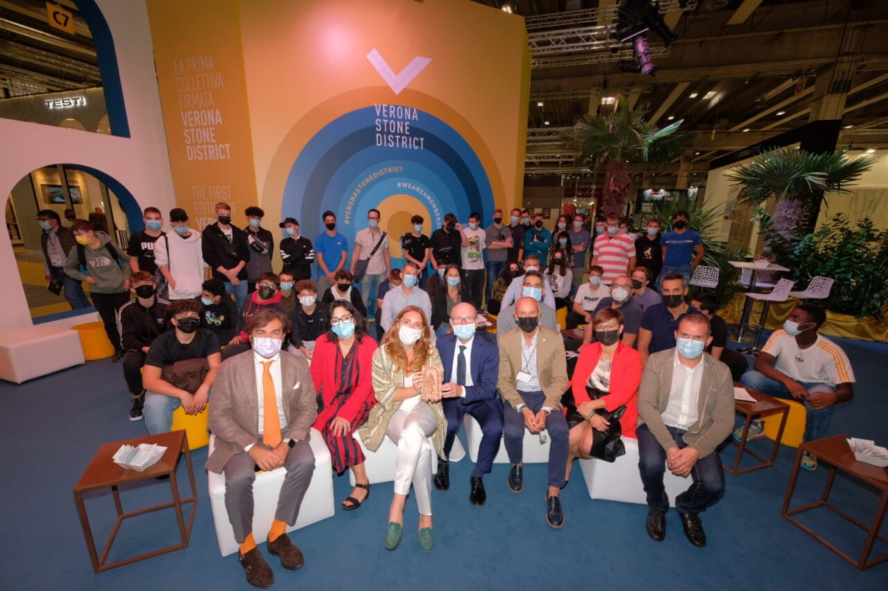 Marmomac: Donazzan alla presentazione della Scuola Arte e Automazione del Marmo