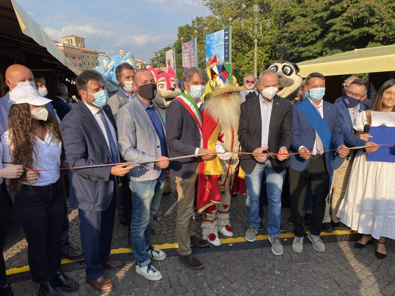 Al via la 19esima edizione de “Le Piazze dei Sapori”, Sboarina: “Abbiamo vinto un’altra scommessa”