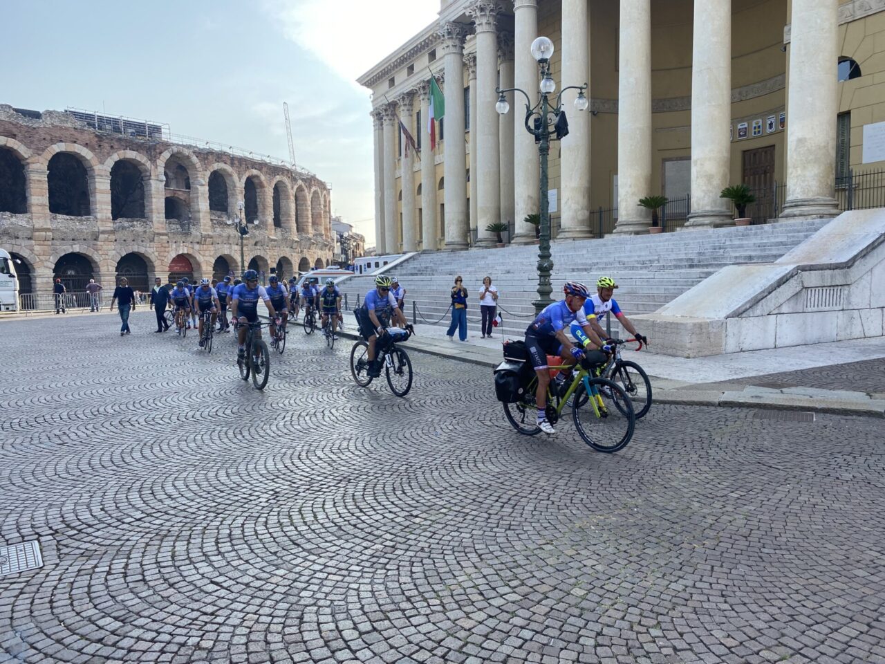 Fede, sport e cultura: partito un pellegrinaggio in bici fino a Roma