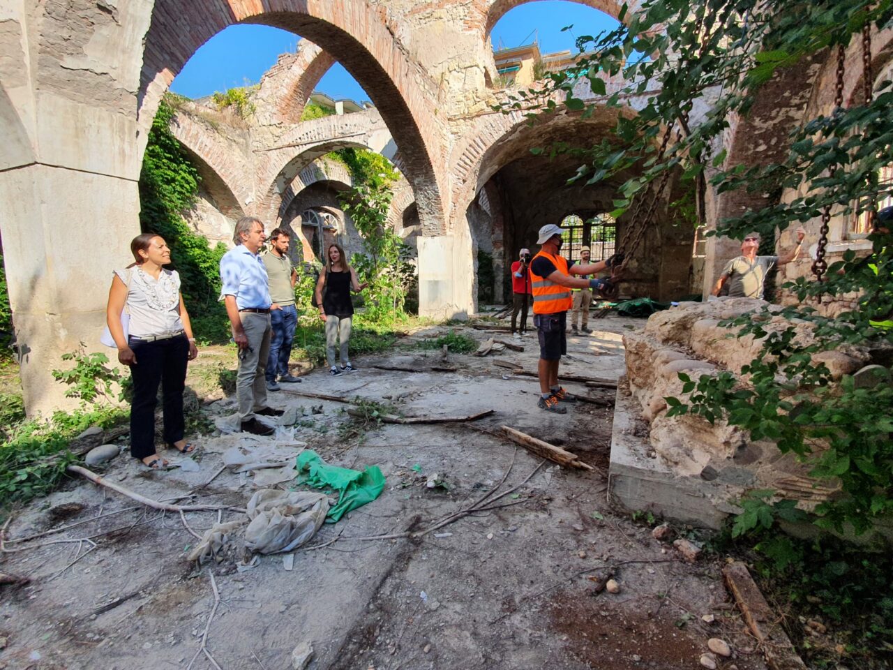 Ex Arsenale, traslocati due sarcofaghi: al via l’allestimento del cantiere