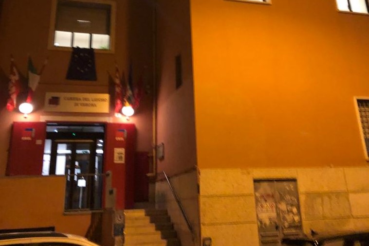 Dopo l’assalto alla sede nazionale Cgil, presidio permanente alla Camera del Lavoro di Verona