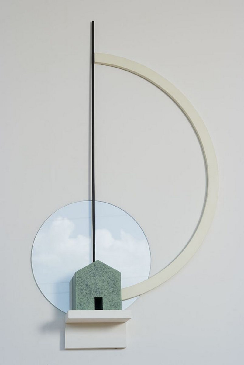 Flavio Paolucci, La linea nera ha interrotto il sogno, 2010, legno, colore, vetro, cm 130x53x17