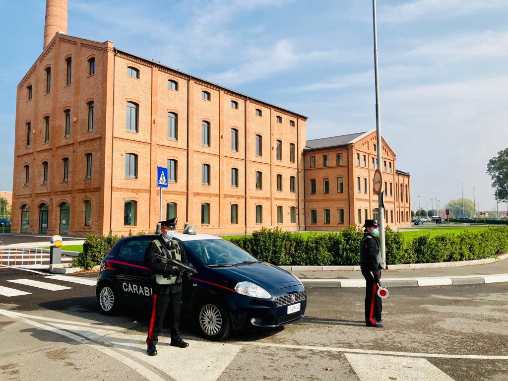 Viola più volte le prescrizioni della misura cautelare: 22enne arrestato