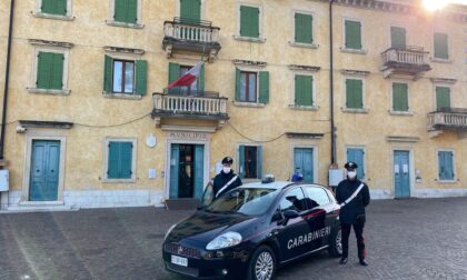 Minacciò e rapinò un'anziana davanti alla nipote di 7 anni: 32enne in carcere