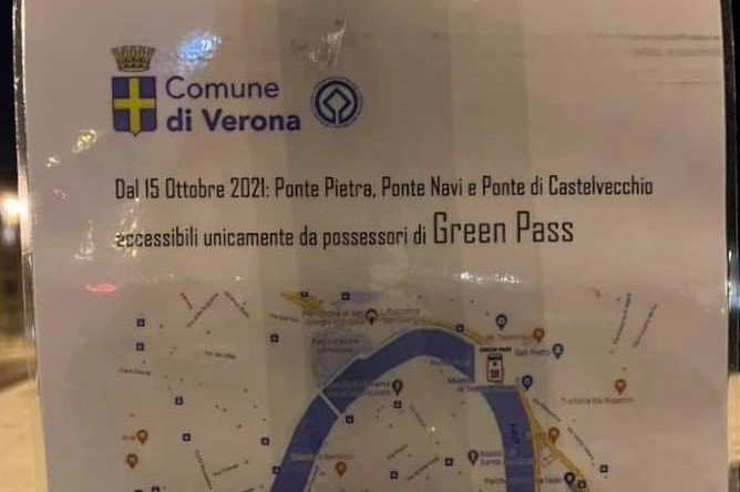 “Accesso solo con Green Pass”: spuntano i cartelli bufala tra le vie di Verona
