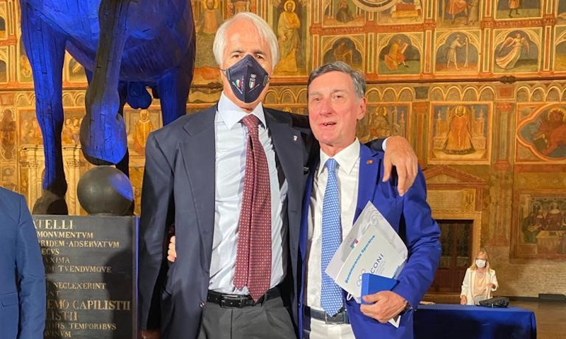 Coach Marcelletti ha ricevuto la Palma d’oro, massimo riconoscimento del Coni per i tecnici