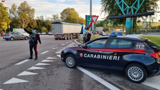 Sulle “spalle” un’accusa di tentato omicidio, nel portafoglio il reddito di cittadinanza