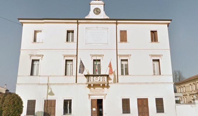 Dipendente del comune di Villa Bartolomea positivo al Covid, uffici accessibili solo su appuntamento