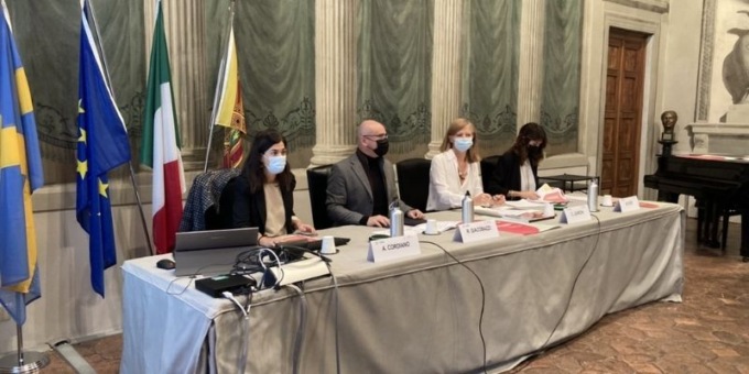 All’università le femmine hanno voti più alti ma una prospettiva di retribuzioni minori
