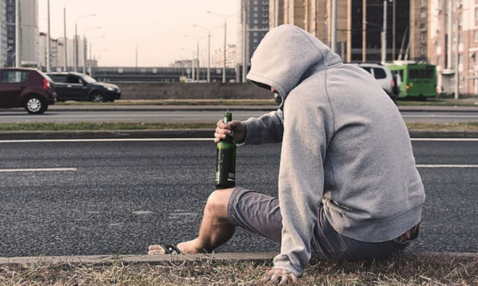 Più alcol che sangue nelle vene: raffica di incidenti in poche ore