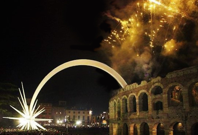 Annullata la festa di Capodanno in Piazza Bra e quella in Fiera per gli over 60: al via i rimborsi