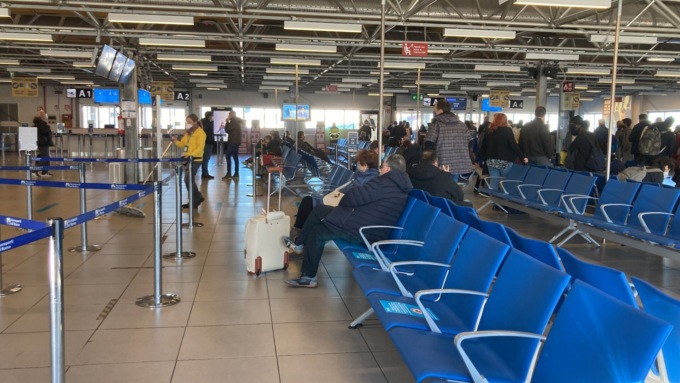 Volo Catania-Verona cancellato, 78enne vince la causa  e ottiene il risarcimento
