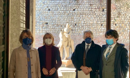 Statua equestre di Cangrande I della Scala torna a splendere dopo l'intervento di manutenzione