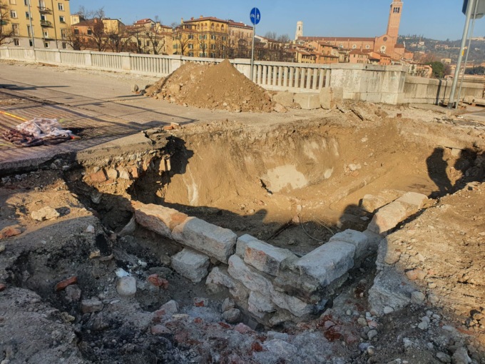 Ritrovamento storico a Ponte Nuovo, prosegue la bonifica bellica. Sboarina: “Rispettiamo il cronoprogramma”