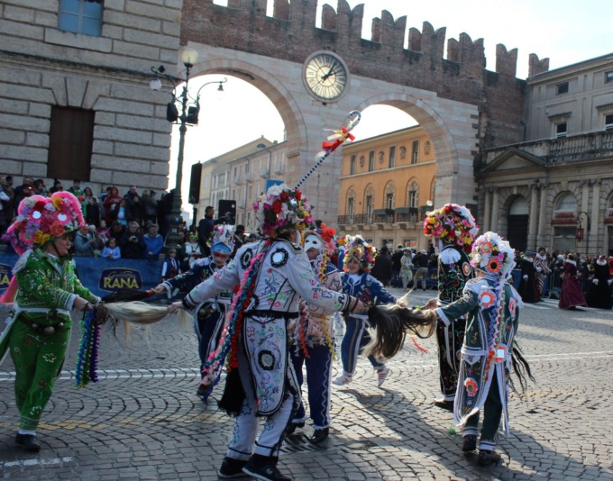 Carnevale Verona 2022: ecco il programma, il percorso dei carri e i provvedimenti viabilistici