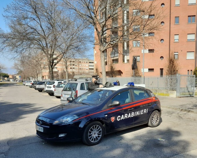 Quella casa era un “porto di mare” tra droga e prostitute: due arresti a Verona