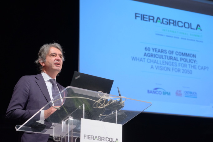 Fieragricola 2022, Sboarina: “L’Europa ha saputo affrontare le sfide globali con la Pac”