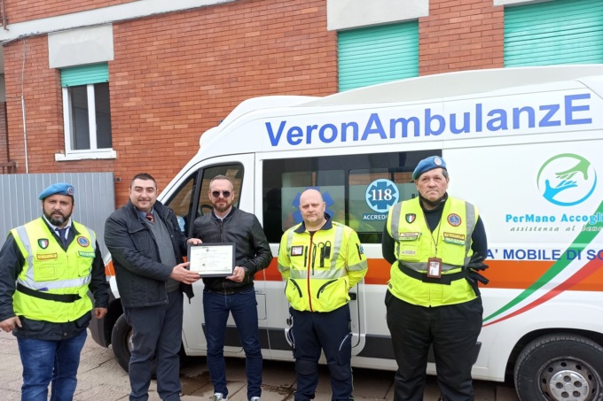 In aiuto ai cittadini nasce una nuova collaborazione in città: ANAS – VeronAmbulanze