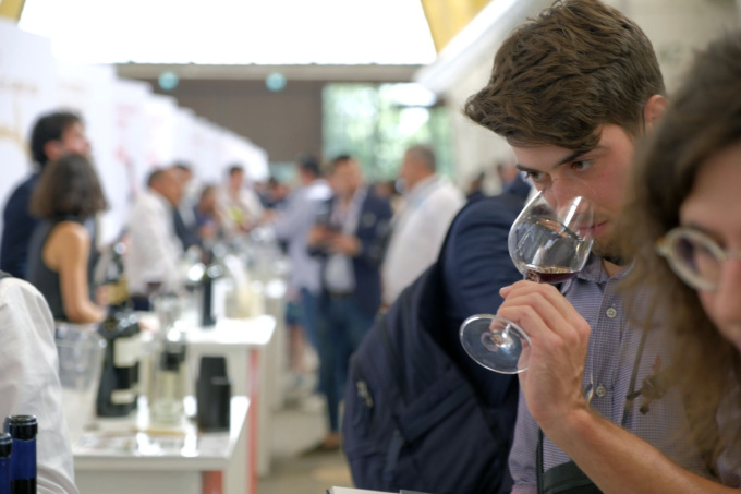 Vinitaly torna in presenza a Veronafiere: domani l’inaugurazione con Zaia e il ministro Patuanelli