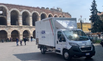 Contrasto alle frodi nel settore energetico: a Verona arriva il laboratorio chimico mobile di Adm
