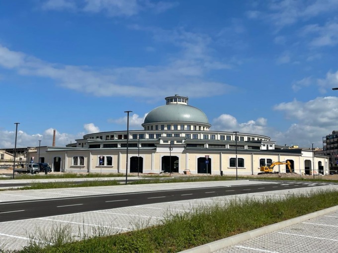 Finiti i lavori all’ex ghiacciaia, arriva Eataly. Sboarina: “La Verona che cambia è già realtà”