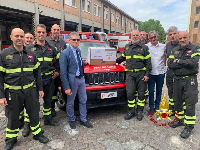 Vigili del Fuoco di Verona in prima linea per la raccolta di medicinali in favore dell’Ucraina
