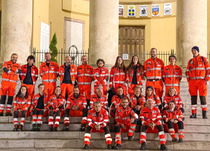 Volontariato e vacanze a Verona: 50 soccorritori al fianco di Croce Bianca durante le serate di extra lirica