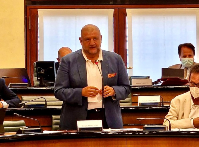 Comunità energetiche in Veneto, via libera dal Consiglio regionale alla legge: “Risposta alla crisi”