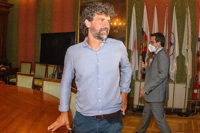 Damiano Tommasi nuovo sindaco di Verona: “Abbiamo fatto politica senza denigrare l’avversario”
