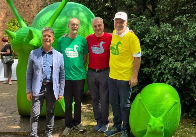 Al Parco Giardino Sigurtà l’installazione estiva di quasi 100 opere che ricreano lo speciale Gioco dell’Oca