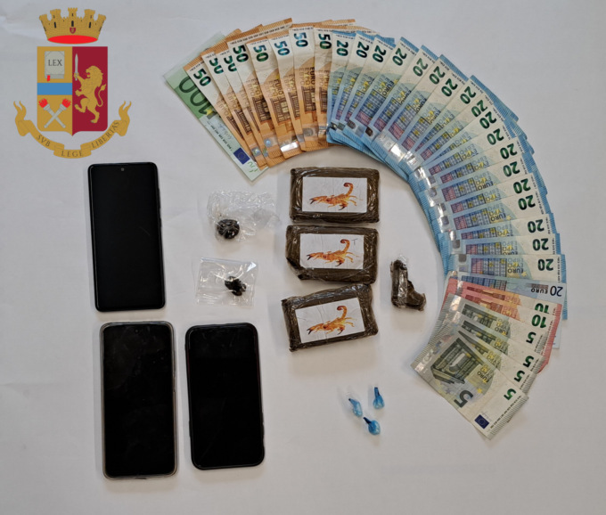Spaccio all’ex scalo merci di Porta Nuova, arrestati tre giovani