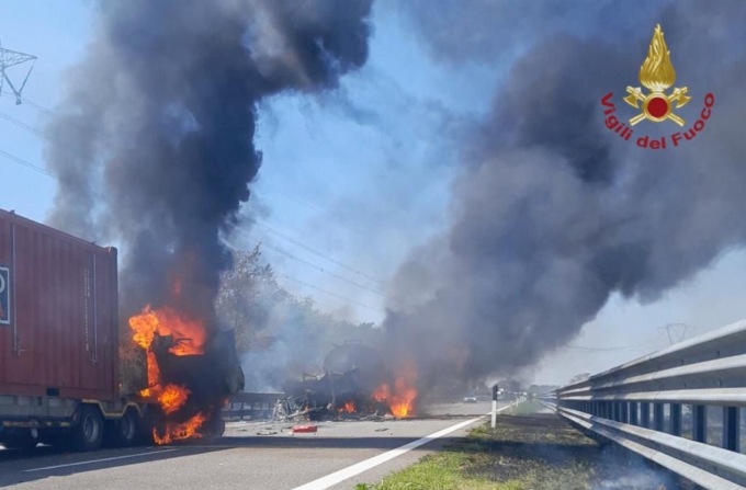 Tragico incidente in A21, morti carbonizzati due autisti veneti: addio al veronese Stefano Cappellin